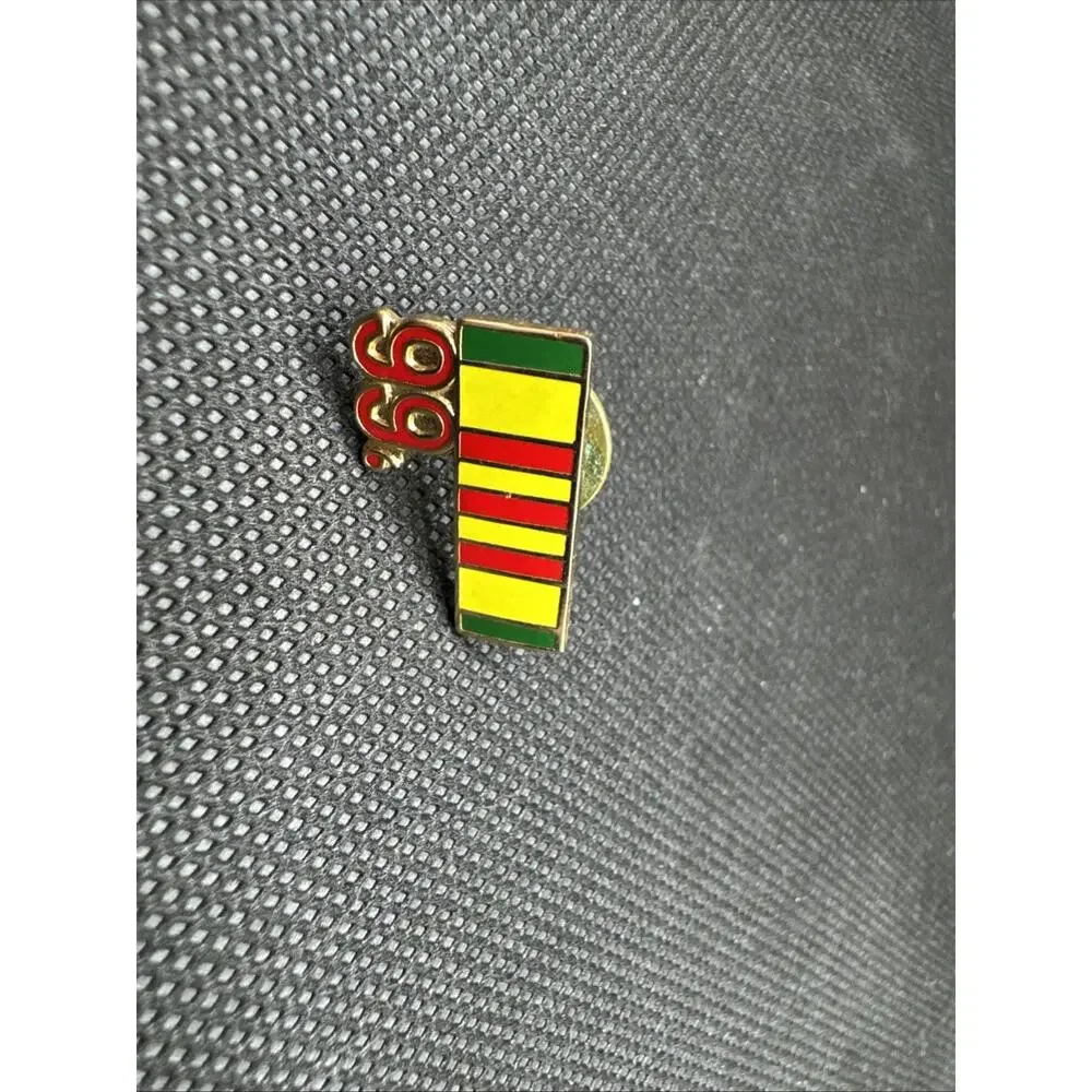 Vietnam Service Ribbon 
